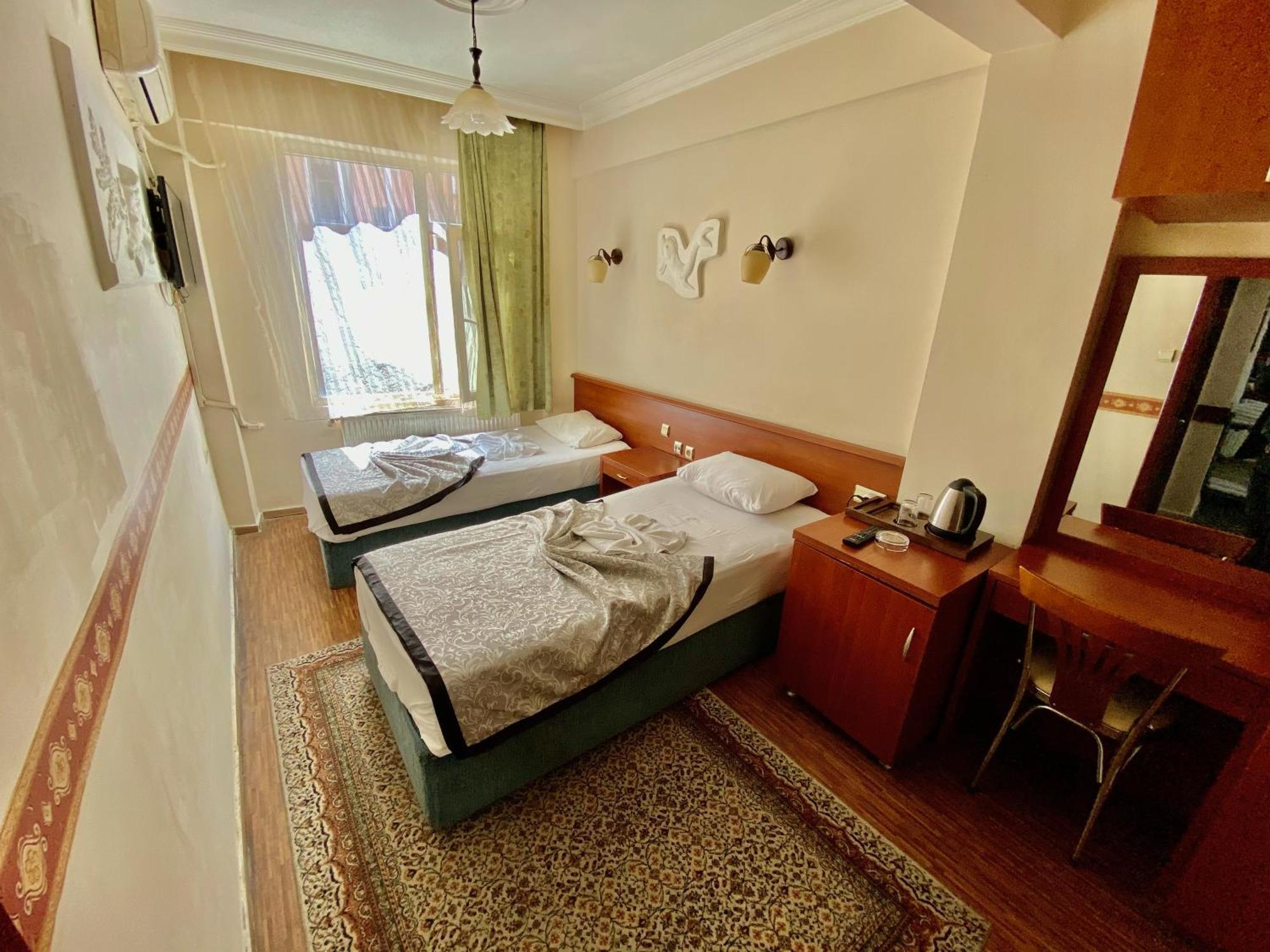 Kadikoy Kervansaray Hotel Istanbul Exterior foto